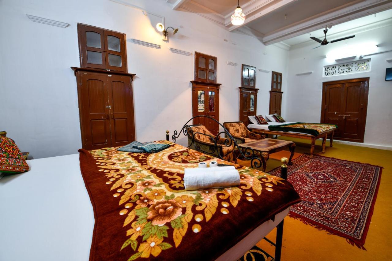 Jaswant Bhawan Home Stay Джодхпур Экстерьер фото
